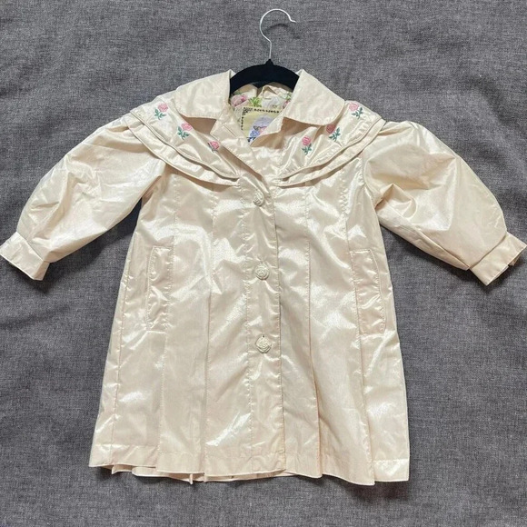 VTG F.W. Fischer Outerwear Raincoat Cream Baby Embroidered Floral 2(S) Pleated - Picture 1 of 14